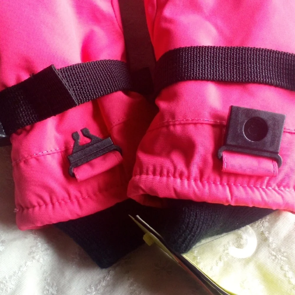 All in Motion Pink and Black Insulated Mittens